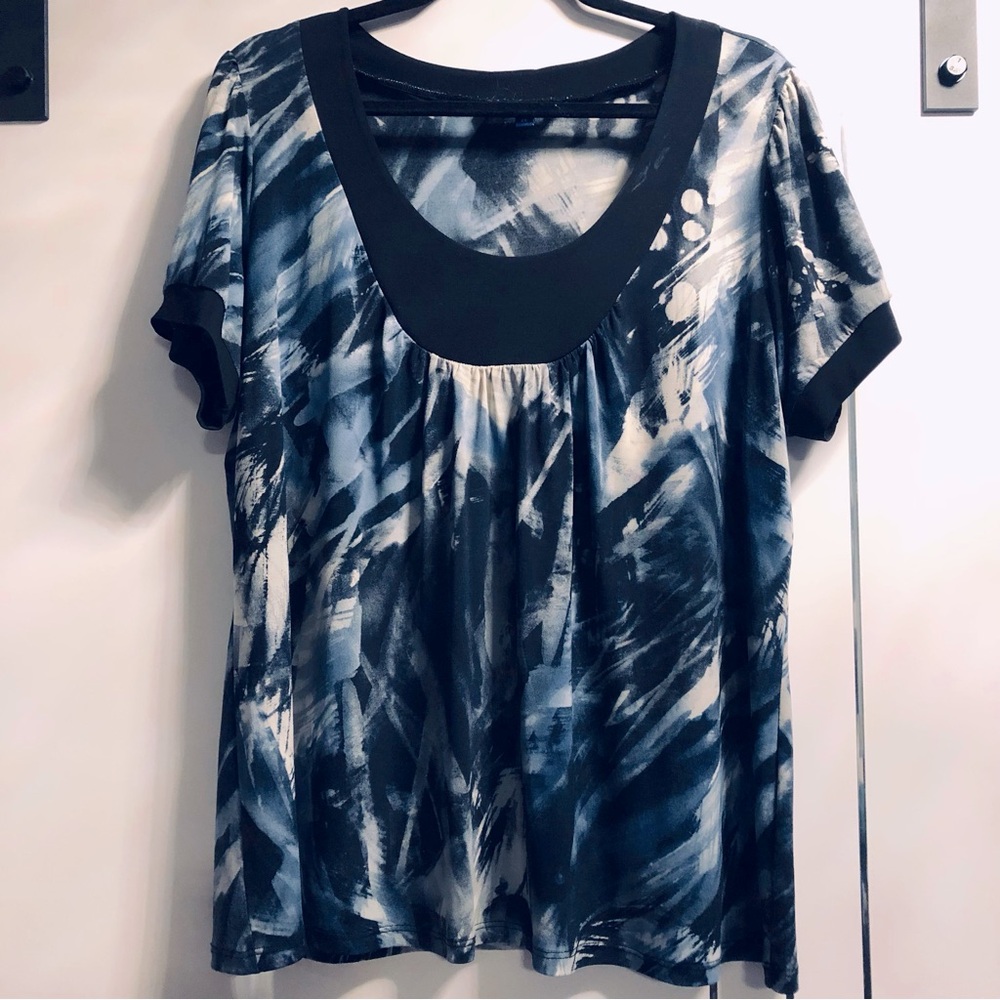 Encore 2X Blue/Gray Scoop Neck Short Sleeve Top